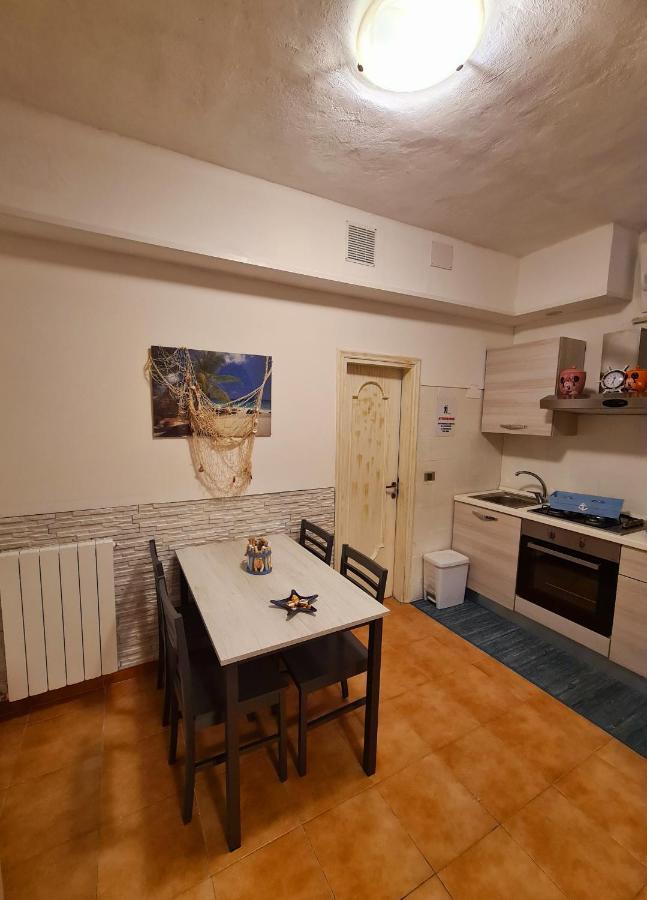 Monolocale Castelluccio Apartment San Vincenzo Bagian luar foto