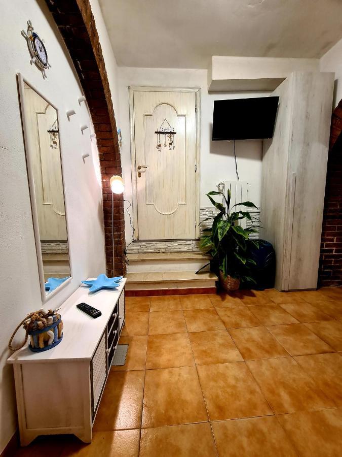 Monolocale Castelluccio Apartment San Vincenzo Bagian luar foto